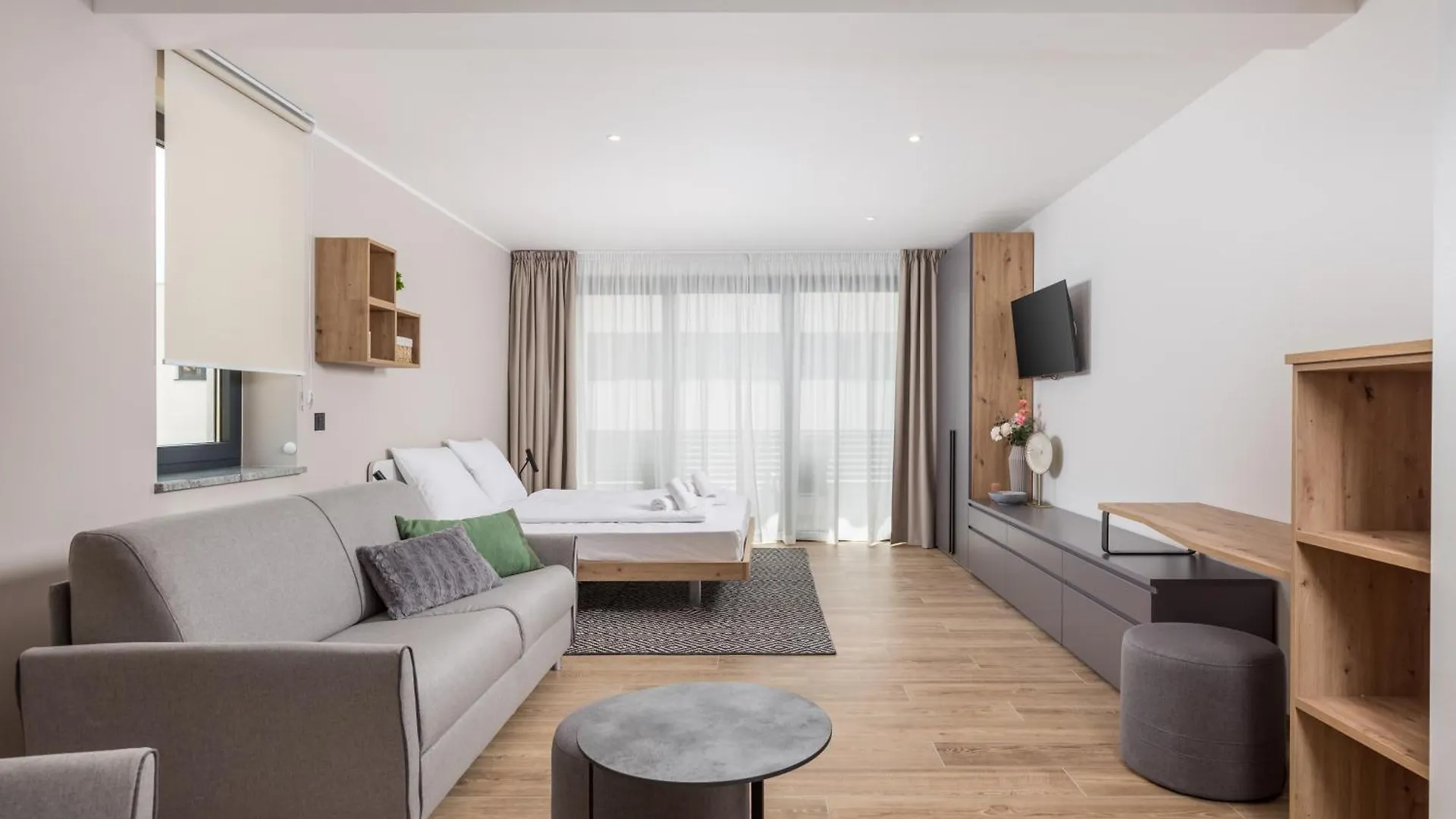 Belinda Apartments With Balcony & Private Parking contacts