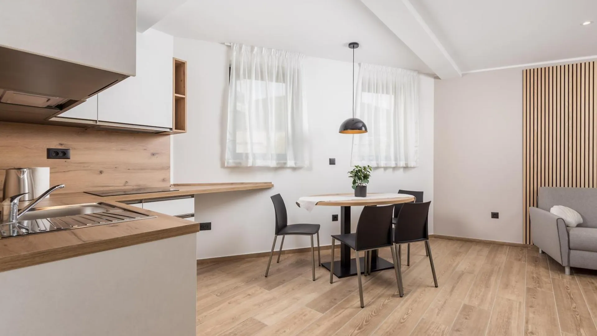 Belinda Apartments With Balcony & Private Parking Opatija