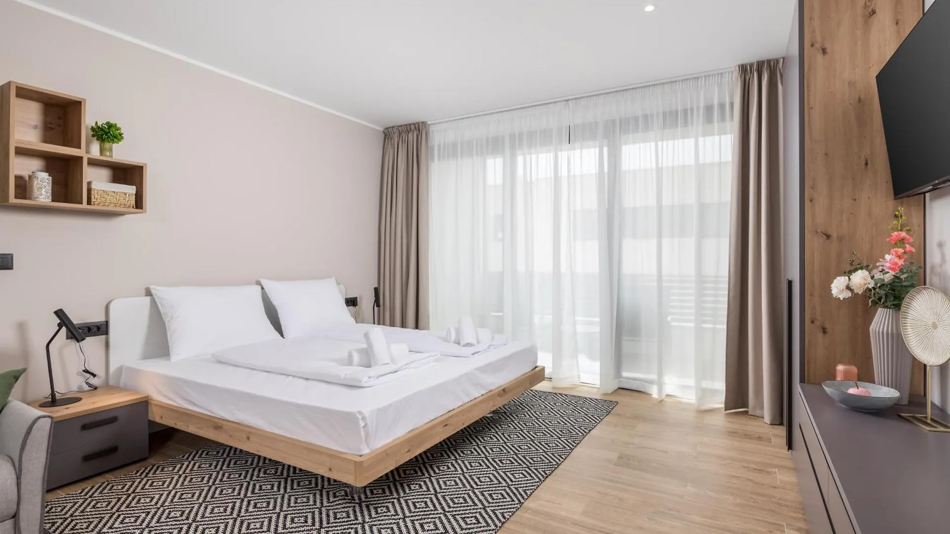 Belinda Apartments With Balcony & Private Parking Opatija