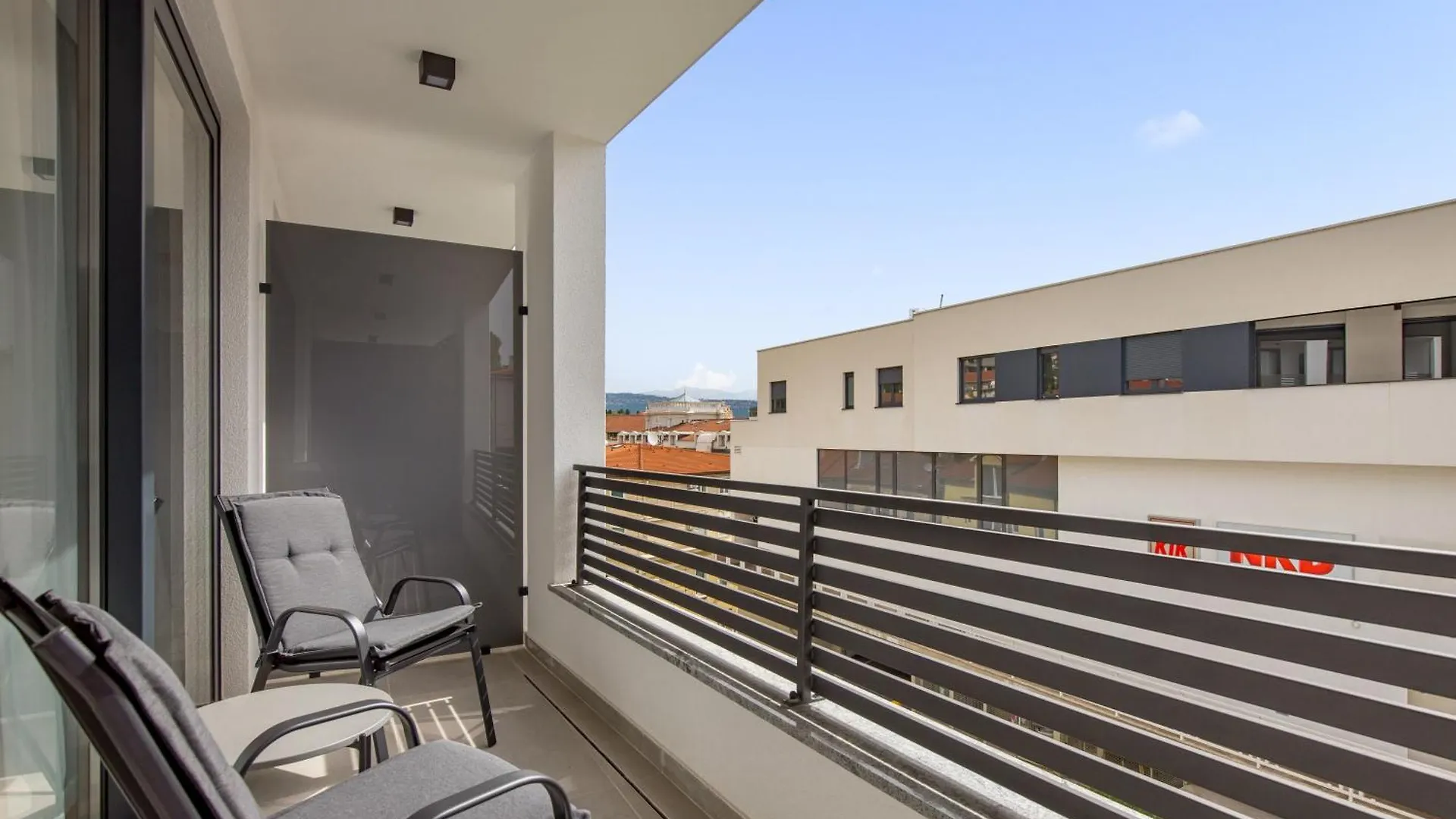 Belinda Apartments With Balcony & Private Parking Opatija
