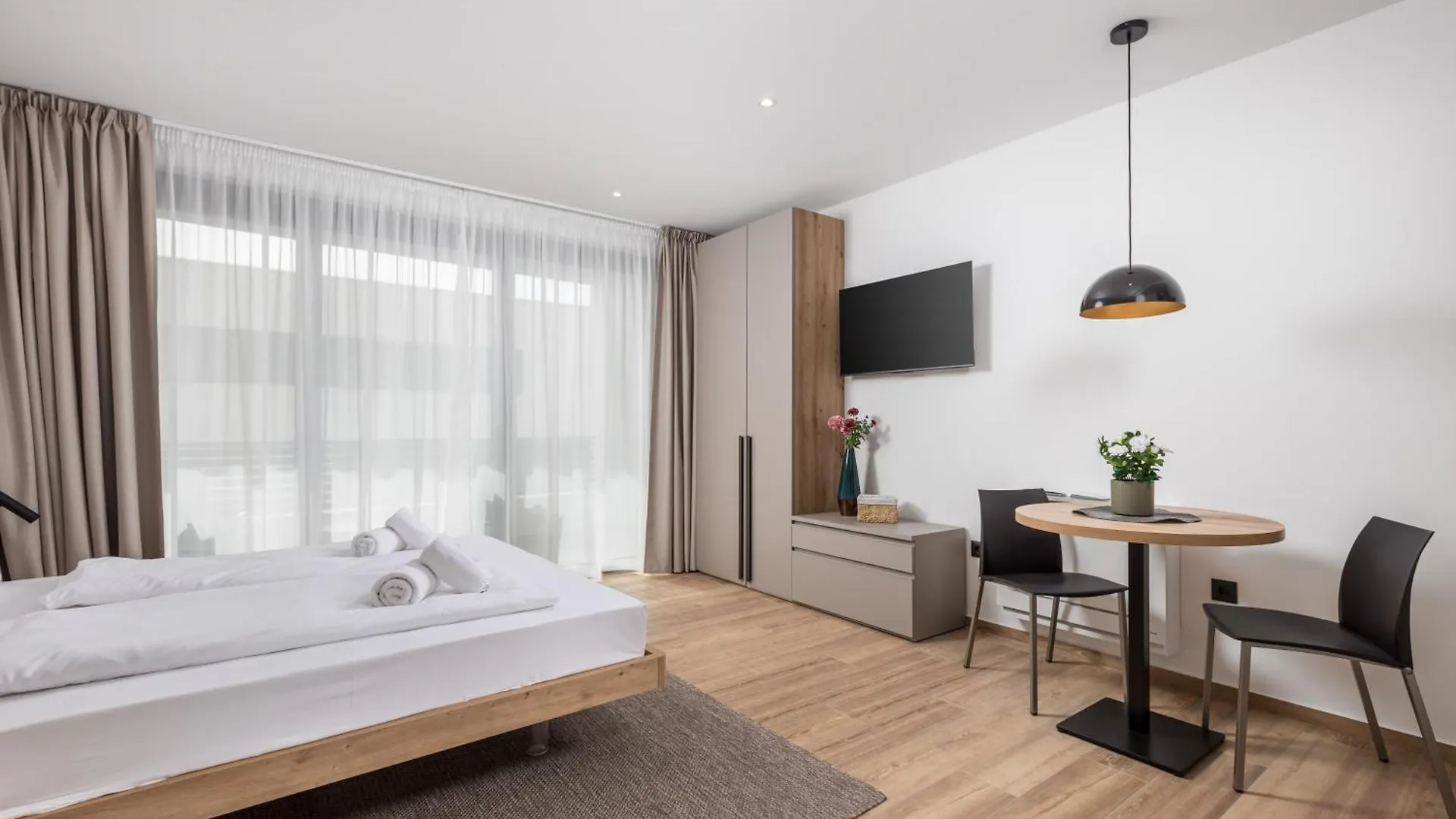 Belinda Apartments With Balcony & Private Parking Opatija