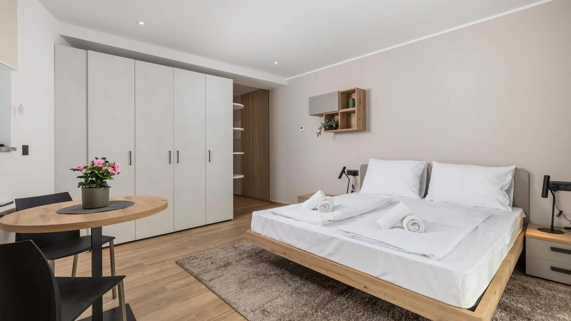 Belinda Apartments With Balcony & Private Parking Opatija