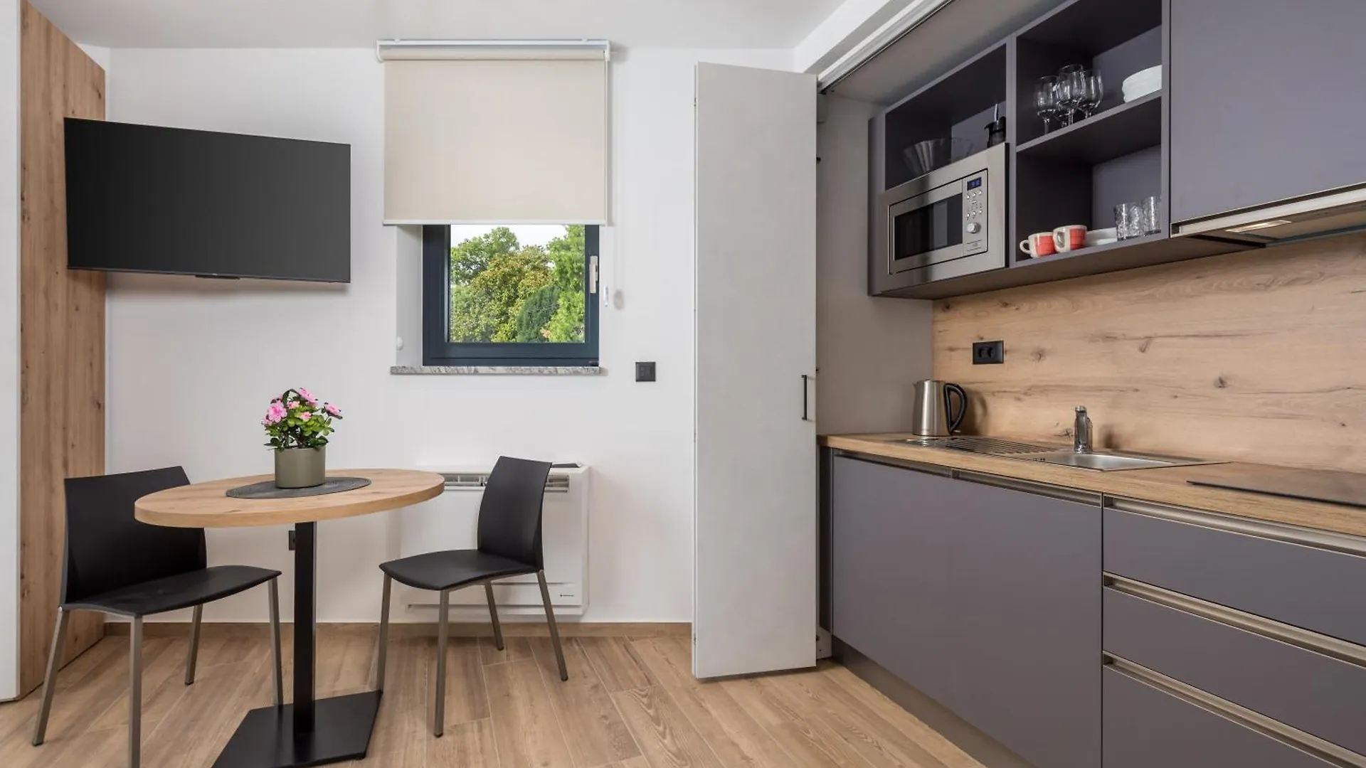 Belinda Apartments With Balcony & Private Parking Opatija