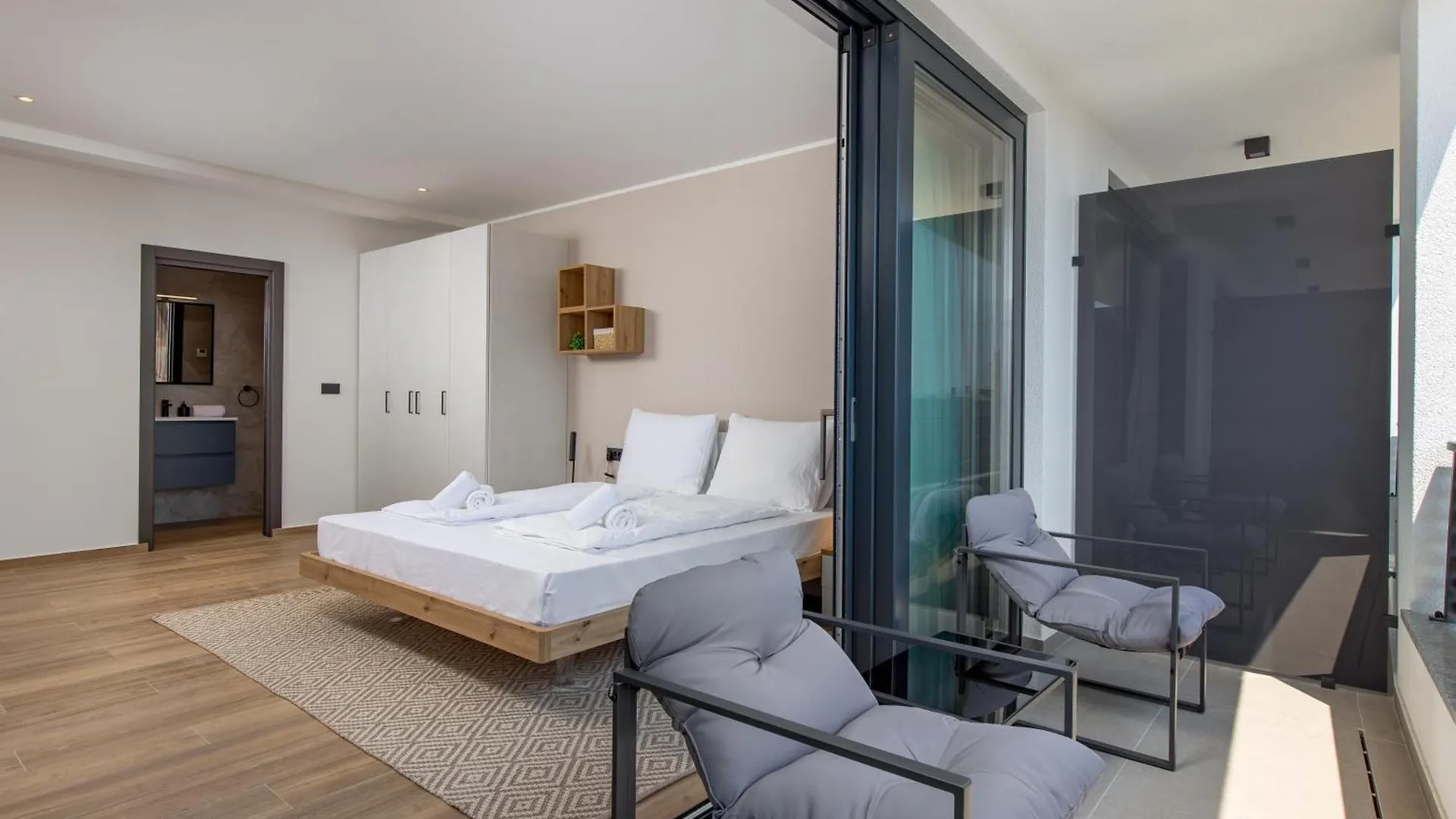 Belinda Apartments With Balcony & Private Parking Opatija