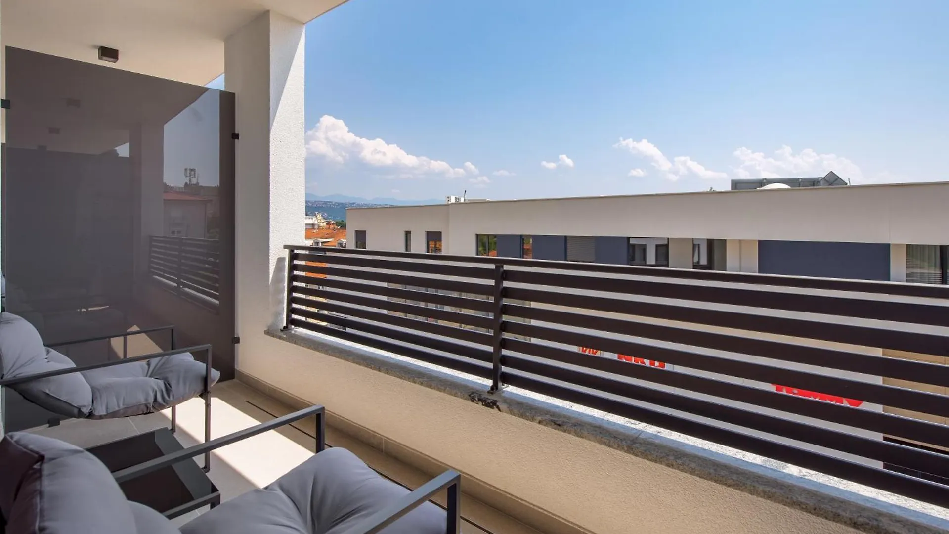 Belinda Apartments With Balcony & Private Parking Opatija